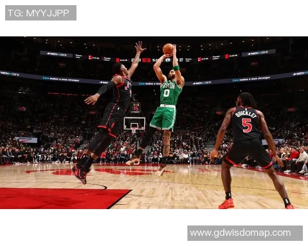 猛龙与凯尔特人第一节精彩对决分析与战术解读 猛龙与凯尔特人第一节精彩对决分析与战术解读